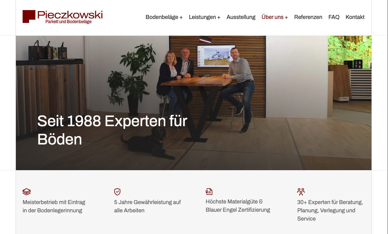 Experten für Bodenbeläge seit 1988 in einem modernen Ausstellungsraum mit Produkten und Beratung.